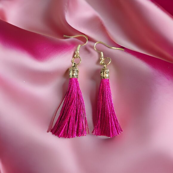 Pink Tassel Earrings~ New! - Picture 1 of 2